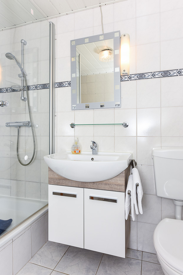 Ferienwohnung „Im Watt“ - Badezimmer