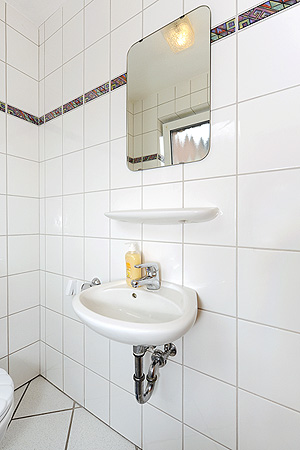 Ferienhaus „Sonne“ - separates zweites WC
