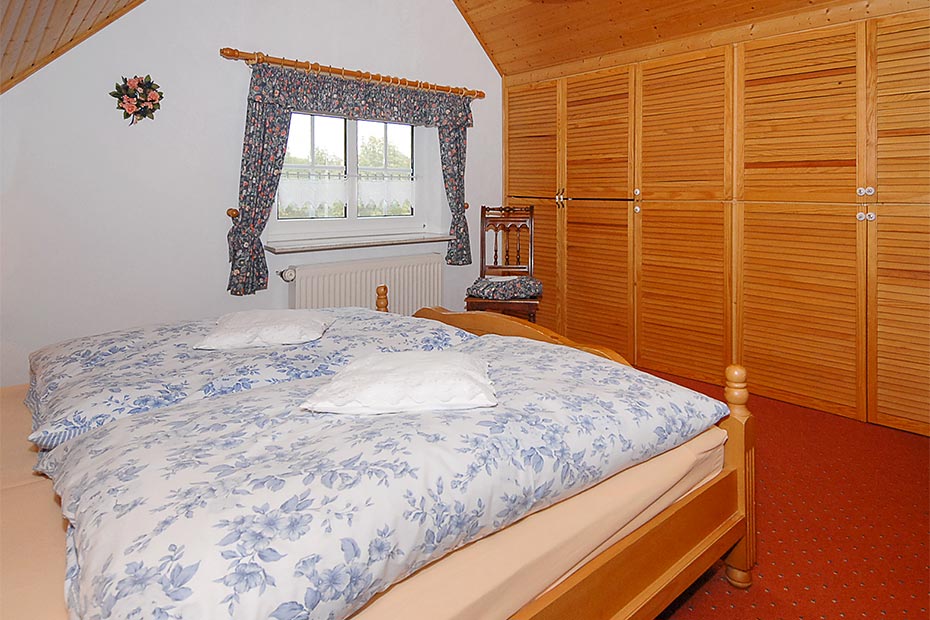 Ferienhaus „Lüdtstede“ - Schlafzimmer