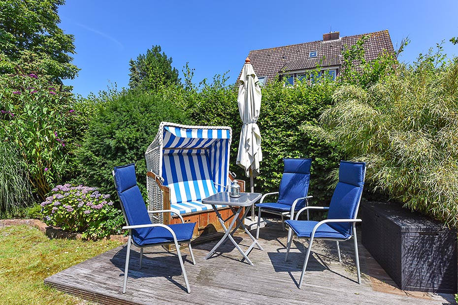 Ferienwohnung „Ofdak“ - Terrasse im Garten