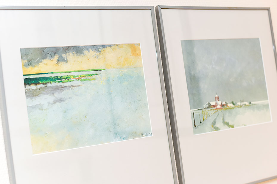 Ferienhaus „Eylund“ - Wohnzimmer mit integriertem Küchenbereich