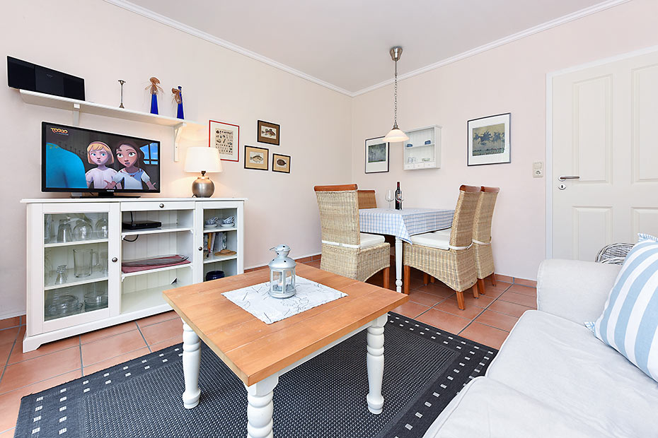 Ferienwohnung „Leevennüst“ - Wohnzimmer