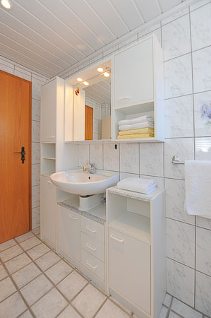 Ferienwohnung „Alfred“ - Badezimmer