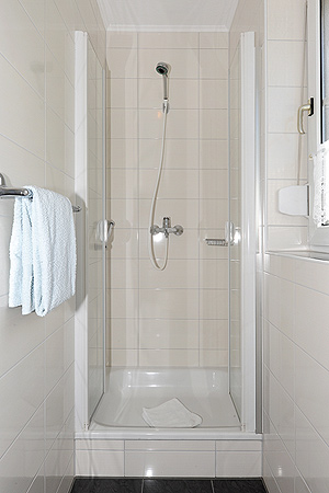 Ferienwohnung „Jörg“ - Badezimmer