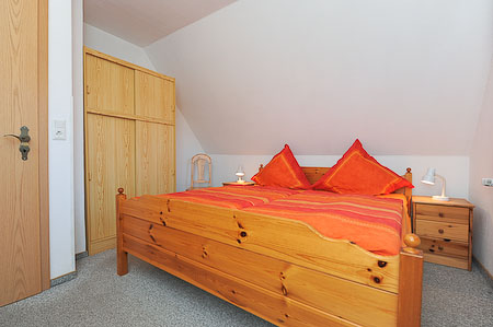 Ferienwohnung „Jörg“ - Schlafzimmer 1
