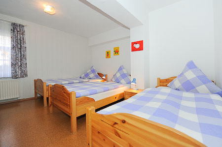 Ferienwohnung „Ulla“ - Schlafzimmer 2/Kinderzimmer