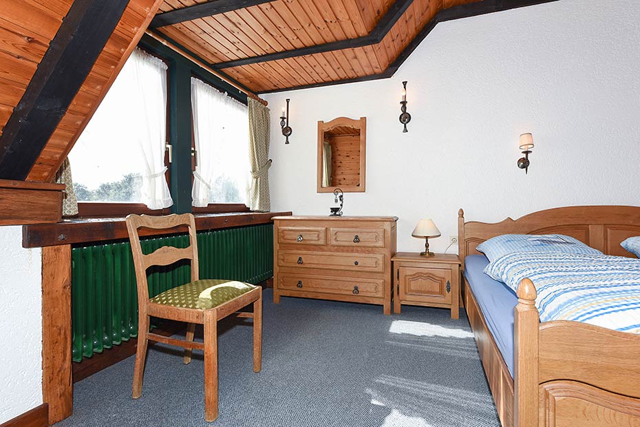 Ferienhaus „Koppelblick“ im „Haus Hohe Lucht“ - Schlafzimmer 1