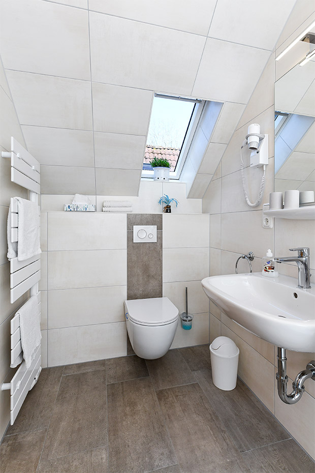 Ferienwohnung „Leichte Brise“ im „Haus Hohe Lucht“ - Badezimmer