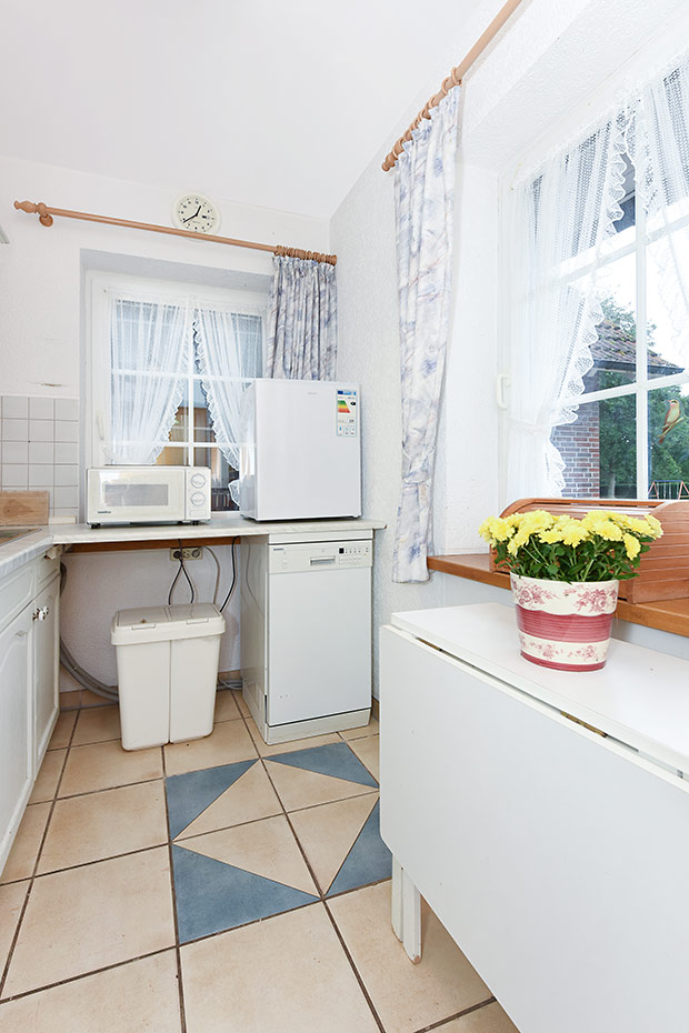 Ferienwohnung „Löwenzahn“ im „Haus Sassenhof“ - Küche