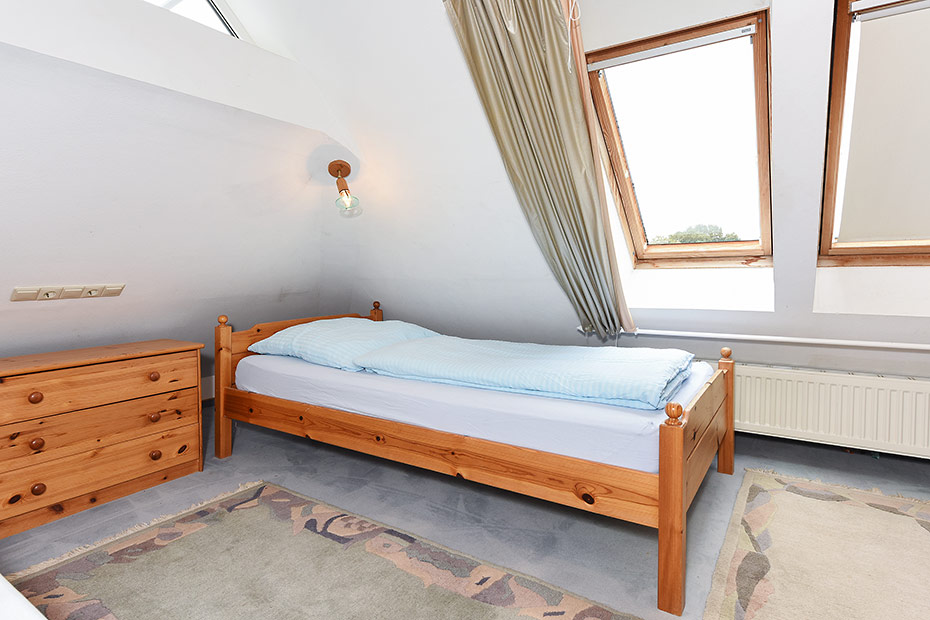 Ferienwohnung „Möwe“ im „Haus Sassenhof“ - Schlafzimmer 2/Kinderzimmer