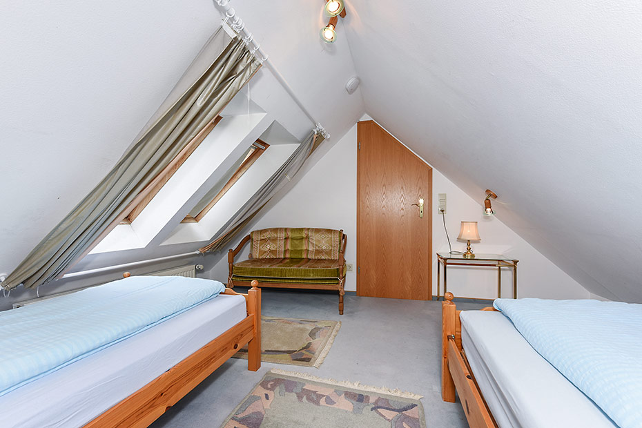 Ferienwohnung „Möwe“ im „Haus Sassenhof“ - Schlafzimmer 2/Kinderzimmer