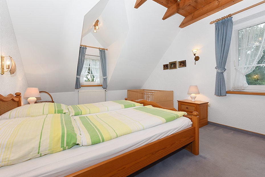Ferienwohnung „Möwe“ im „Haus Sassenhof“ - Schlafzimmer 1