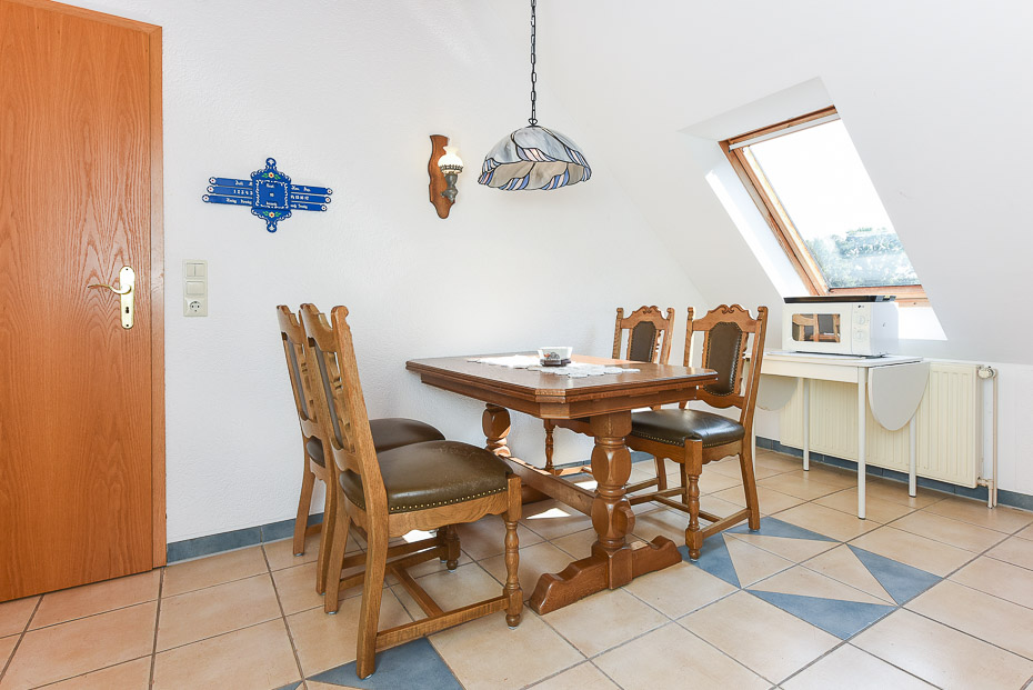 Ferienwohnung „Schwalbe“ im „Haus Sassenhof“ - Küche