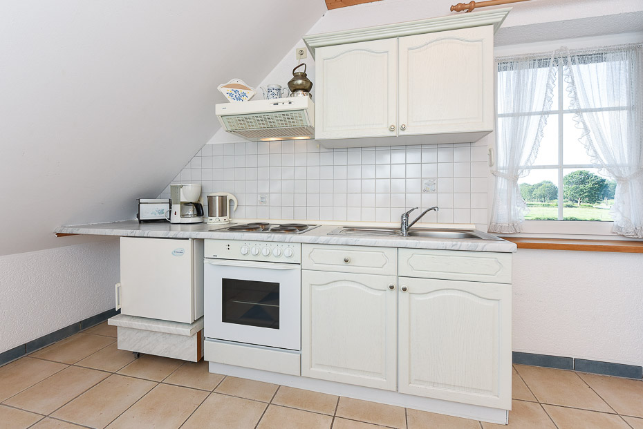 Ferienwohnung „Schwalbe“ im „Haus Sassenhof“ - Küche