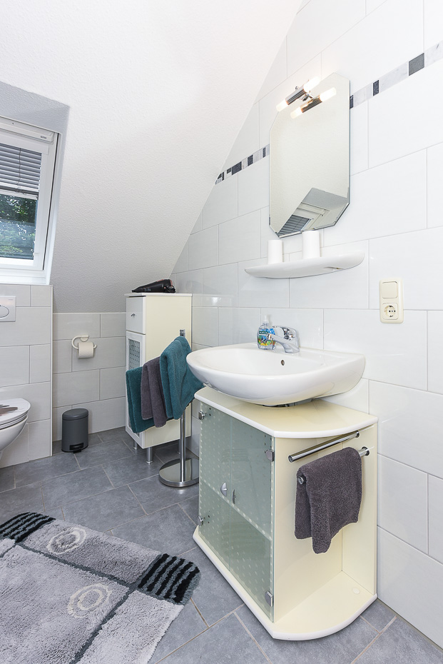 Ferienwohnung „Adele Remmers“ - Badezimmer