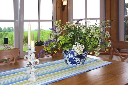 Ferienhaus „Altensieler Tief“ - Esszimmer und Küche