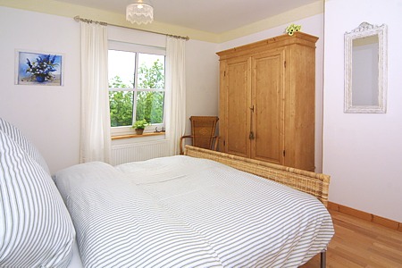 Ferienhaus „Altensieler Tief“ - Schlafzimmer 1