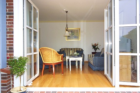 Ferienhaus „Altensieler Tief“ - Wohnzimmer