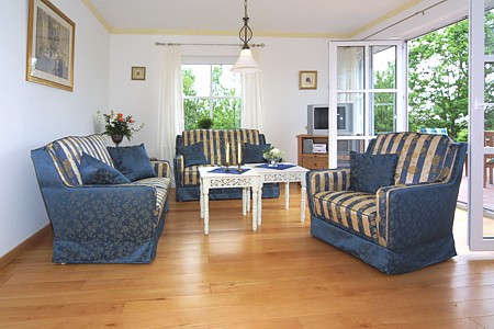 Ferienhaus „Altensieler Tief“ - Wohnzimmer