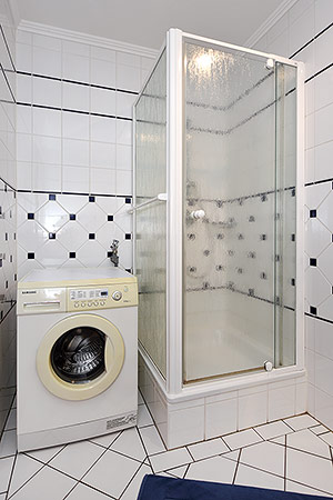 Ferienhaus „Esche“ - Badezimmer