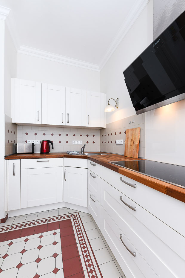 Ferienhaus „Hof Altensiel“ - Küche mit räumlich abgeteiltem Esszimmer im Erdgeschoss