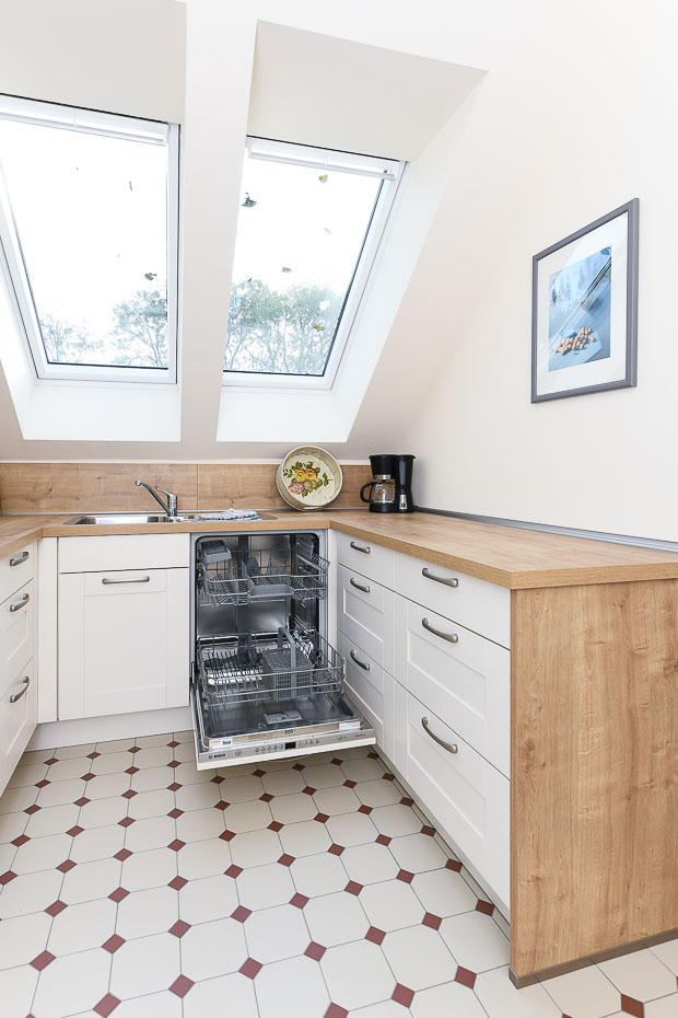 Ferienhaus „Hof Altensiel“ - Küche mit räumlich abgeteiltem Esszimmer im Obergeschoss