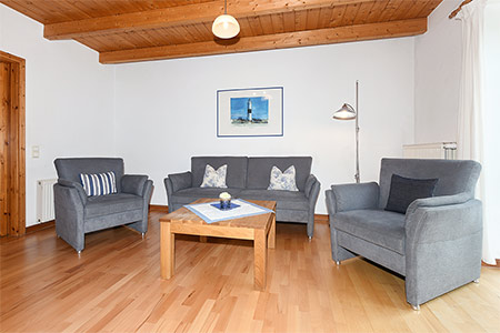 Ferienwohnung „Kirsche“ - Wohnzimmer