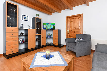 Ferienwohnung „Kirsche“ - Wohnzimmer