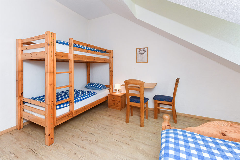 Ferienwohnung „Taubenschlag“ - Schlafzimmer 2/Kinderzimmer