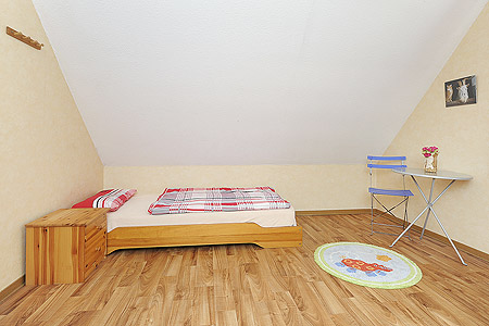 Ferienwohnung „Ebbe“ - Schlafzimmer 2/Kinderzimmer
