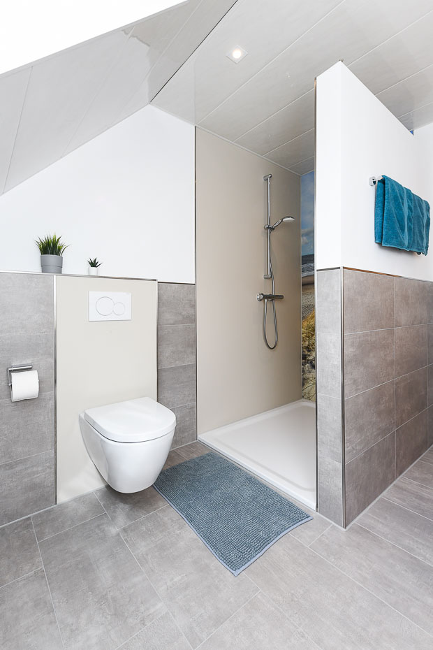 Ferienwohnung „Lee“ - Badezimmer