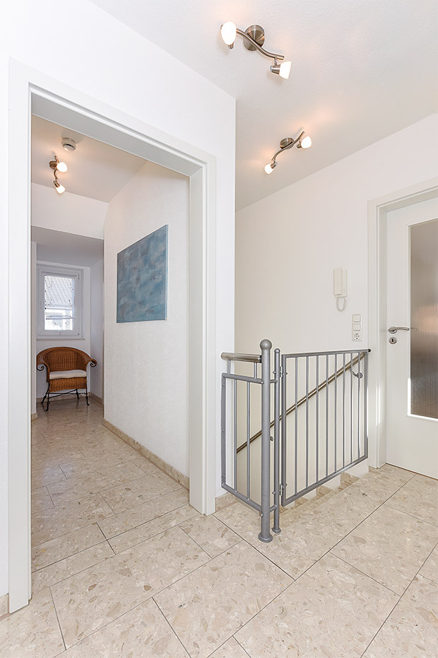 Ferienwohnung „Mittelriff“ - Flur und Treppe