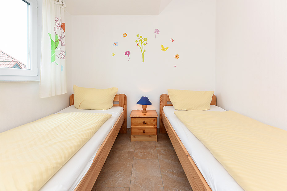 Ferienwohnung „Mittelriff“ - Schlafzimmer 2/Kinderzimmer