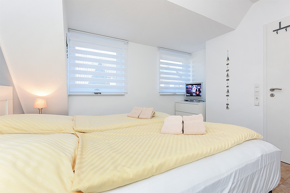 Ferienwohnung „Mittelriff“ - Schlafzimmer 1