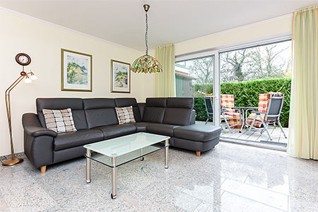 Ferienwohnung „Ruteplate“ - Wohnzimmer mit integriertem Küchenbereich