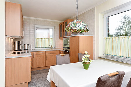 Ferienwohnung „Ruteplate“ - Wohnzimmer mit integriertem Küchenbereich