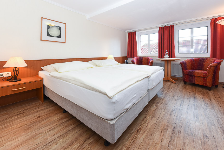 Doppelzimmer Obergeschoss Kategorie II - Beispielfoto