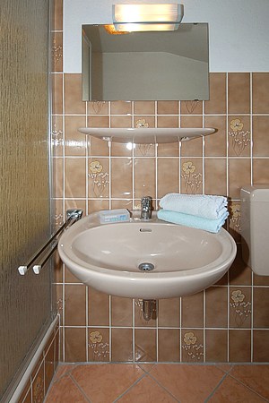 Ferienwohnung 1 - Badezimmer