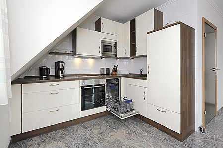 Ferienwohnung „Obertor“ - Wohnzimmer mit integriertem Küchenbereich