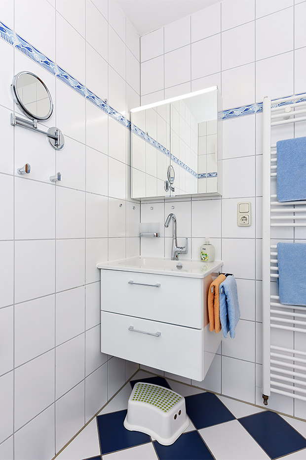 Ferienwohnung „Deichsegler“ - Badezimmer