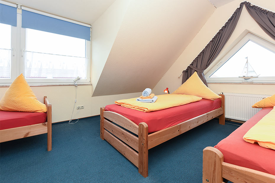 Ferienwohnung „Deichsegler“ - Schlafzimmer 2/Kinderzimmer