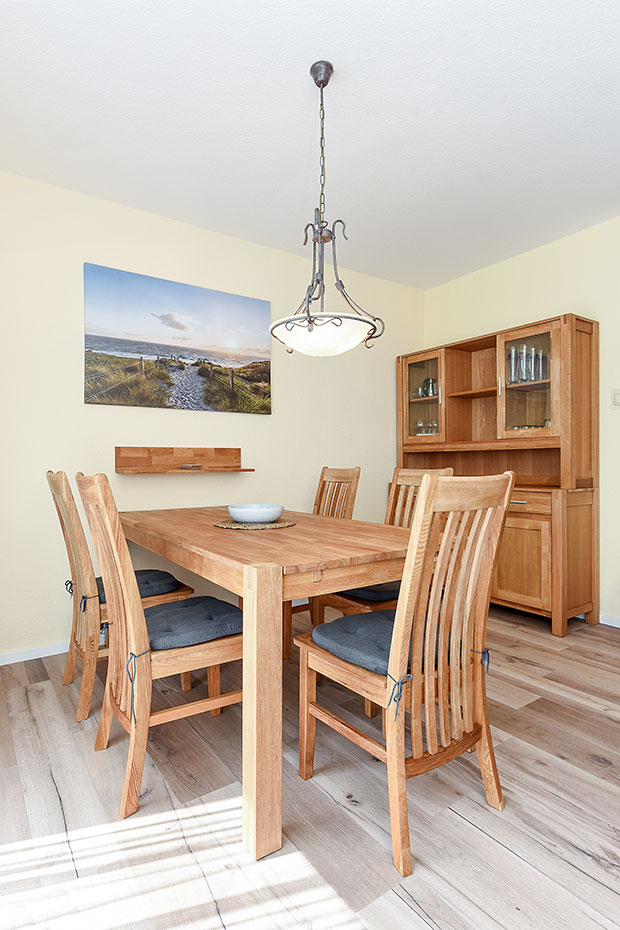 Ferienwohnung „Deichsegler“ - Wohnraum mit integrierter Küche