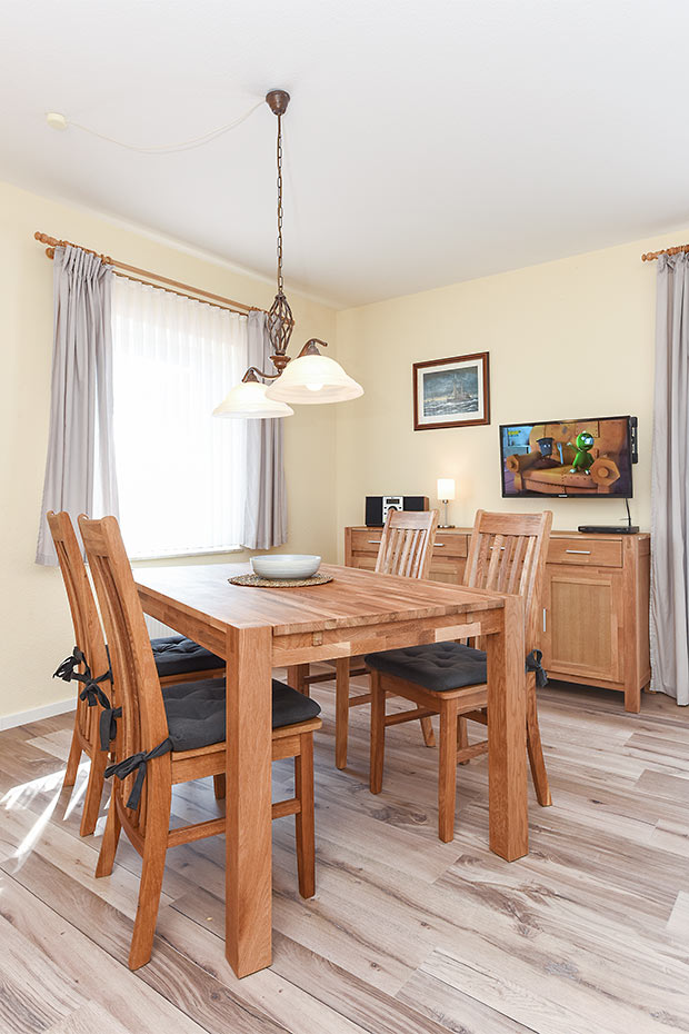 Ferienwohnung „Seekieker“ - Wohnraum mit integrierter Küche