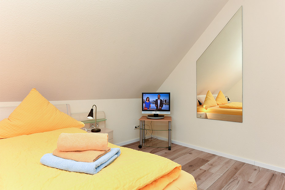 Ferienwohnung „Weitblick“ - Schlafzimmer 1