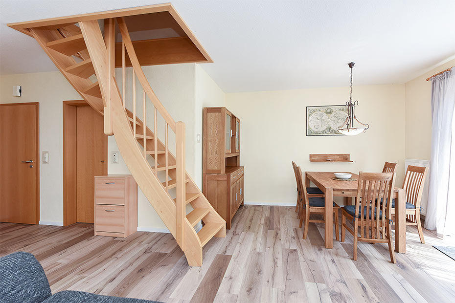 Ferienwohnung „Weitblick“ - Wohnraum mit integrierter Küche