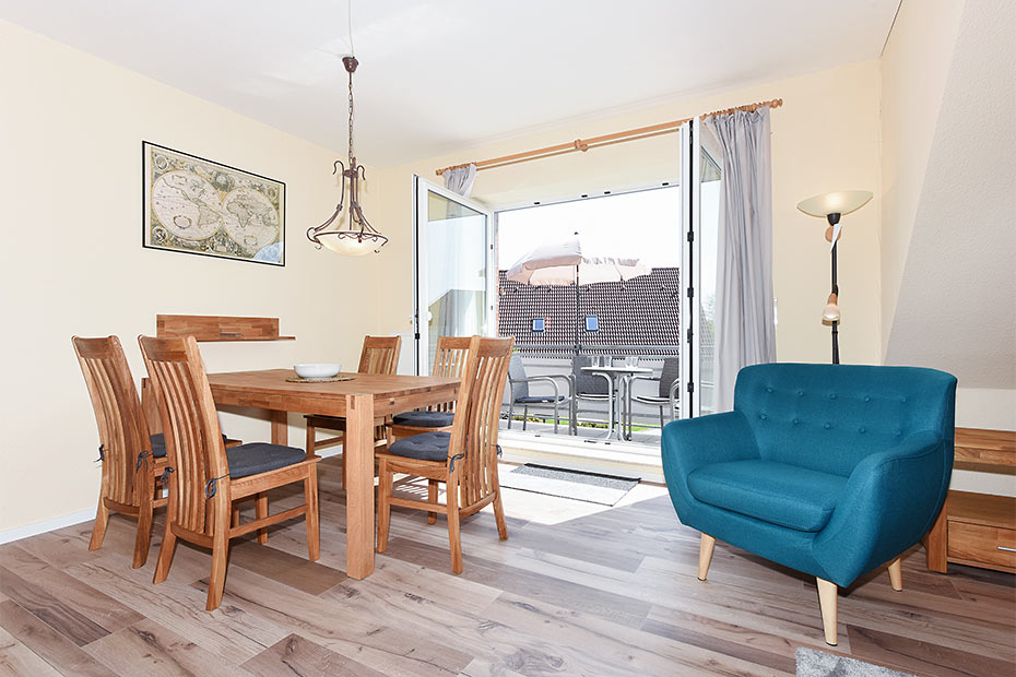 Ferienwohnung „Weitblick“ - Wohnraum mit integrierter Küche