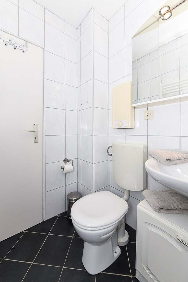 Ferienwohnung „Austernfischer“ - Badezimmer