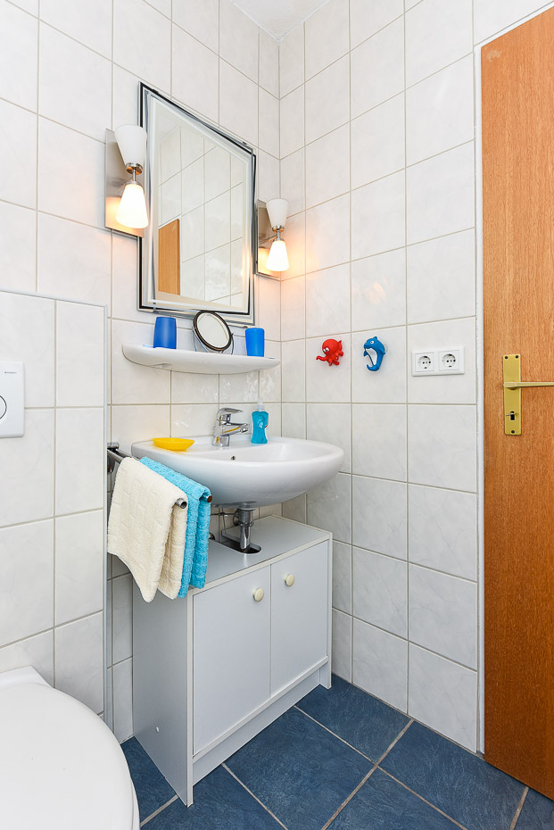 Ferienwohnung „Backbord“ - Badezimmer
