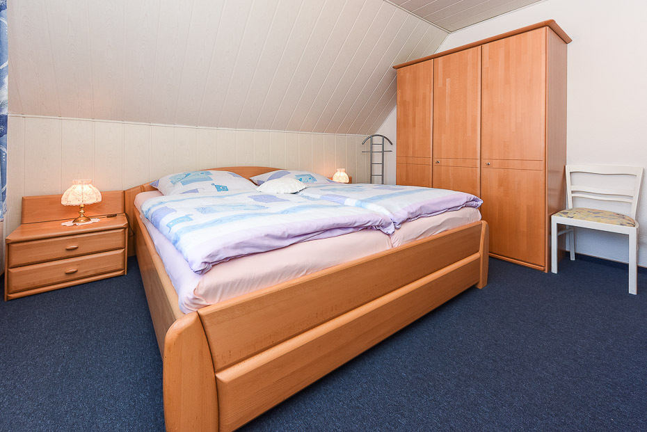 Ferienwohnung „Steuerbord“ - Schlafzimmer