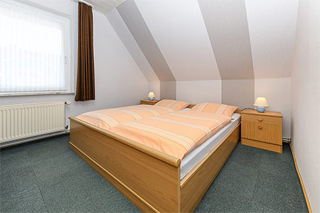Ferienwohnung 2 - Schlafzimmer